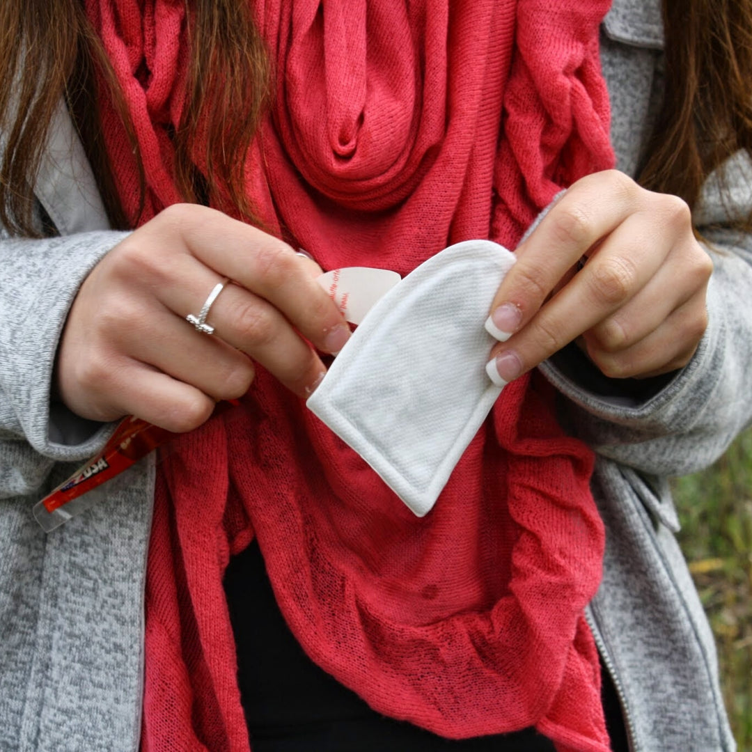 Bulk Grabber® Adhesive Toe Warmers | 8 Displays, 320 Pair